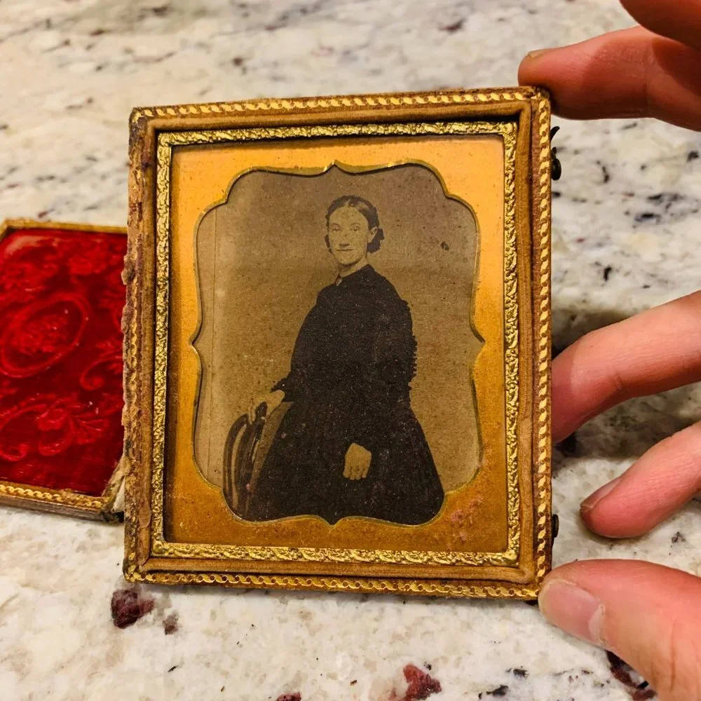 Superb Masterpiece Half Plate of Young Woman Ambrotype DAGUERREOTYPE